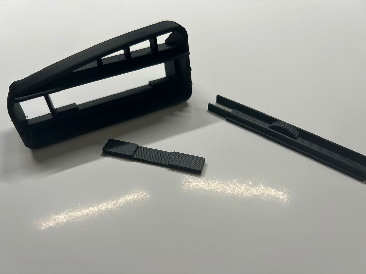 VW Golf 3 / Vento Gertränkehalter Links